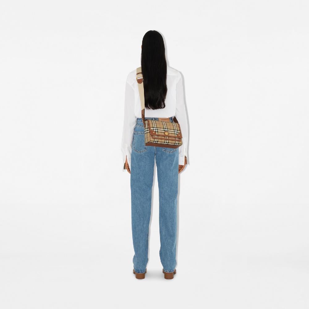 Burberry Bolso NotePrecio 1.390 00 € Disponibilidad Limitada