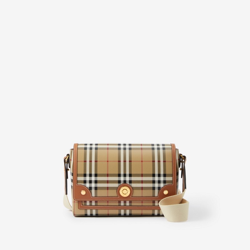 Burberry Bolso NotePrecio 1.390 00 € Disponibilidad limitada