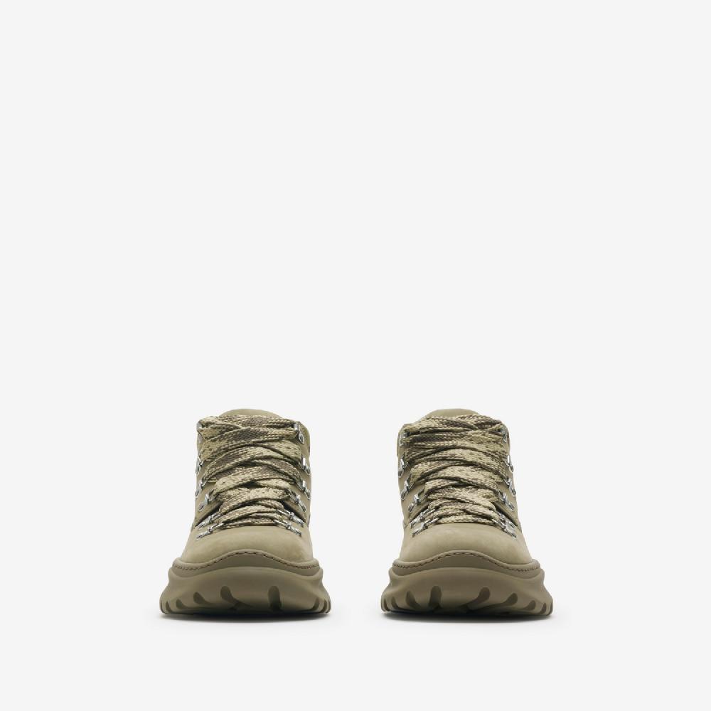 Burberry Botas Estilo Montaña Scoot En Piel NobukPrecio 920 00 €