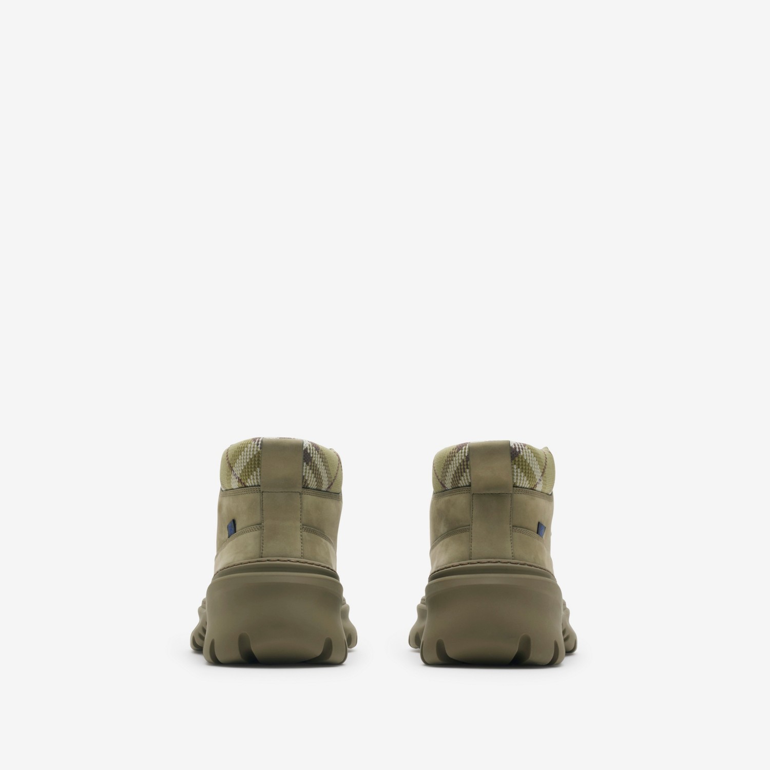 Burberry Botas Estilo Montaña Scoot En Piel NobukPrecio 920 00 €