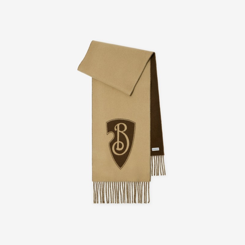 Burberry Bufanda con B Shield en lana Brewed Protein™ y cachemirPrecio 490 00 €
