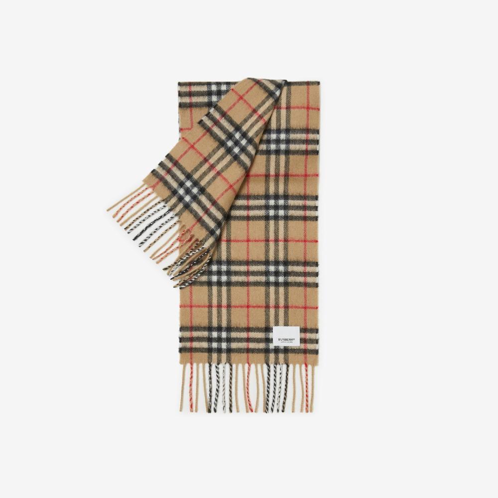 Burberry Bufanda En Cachemir CheckPrecio 290 00 € Personalizable Con Iniciales