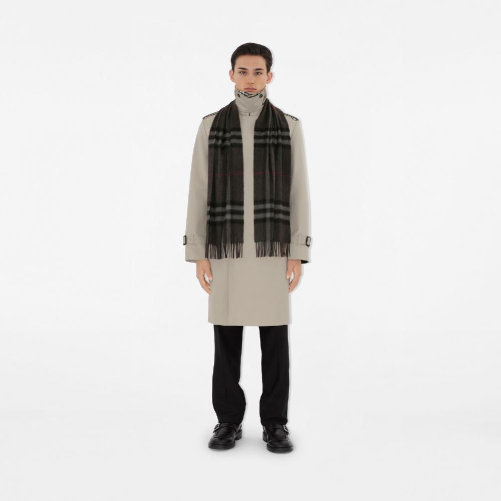 Burberry Bufanda En Cachemir CheckPrecio 490 00 € Personalizable Con Iniciales