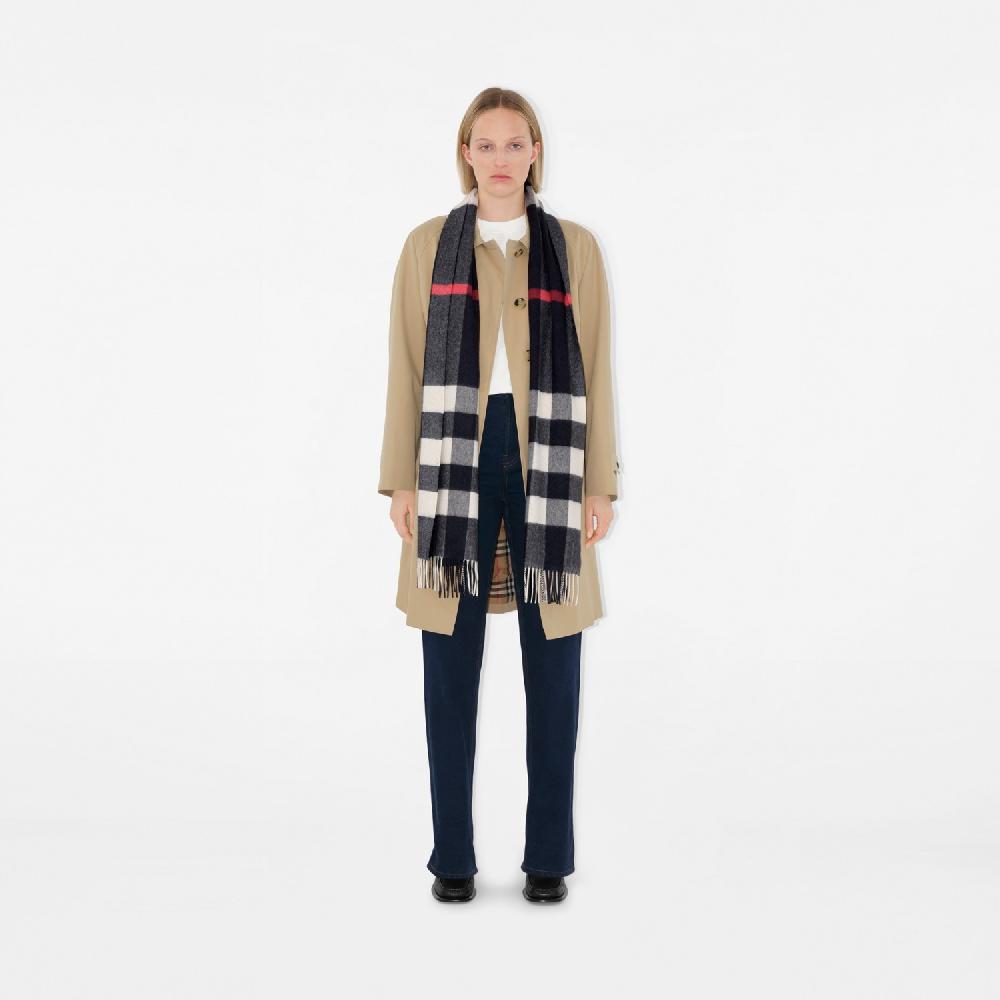 Burberry Bufanda En Cachemir CheckPrecio 550 00 € Personalizable Con Iniciales