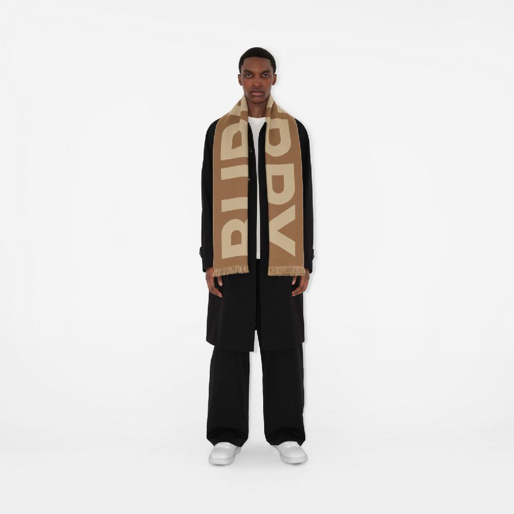Burberry Bufanda En Lana Con LogotipoPrecio 320 00 €