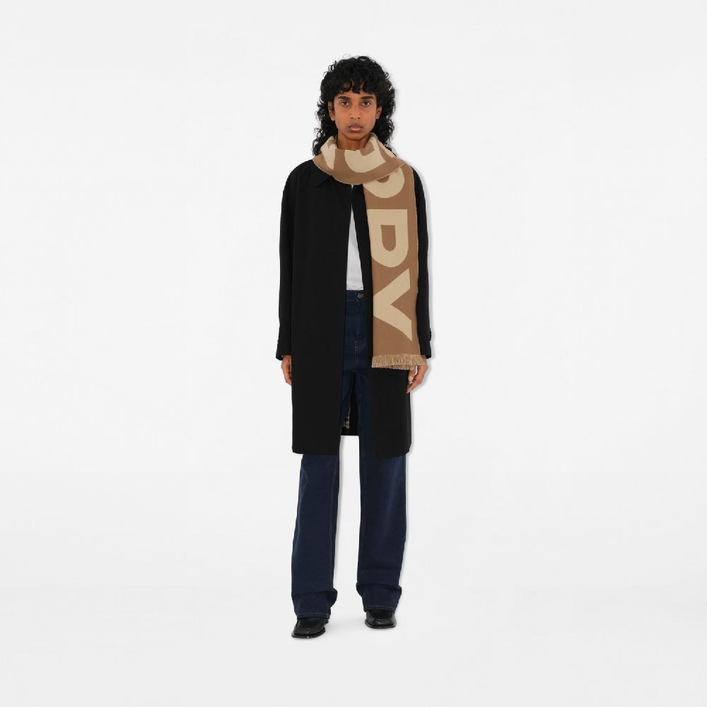 Burberry Bufanda En Lana Con LogotipoPrecio 320 00 €