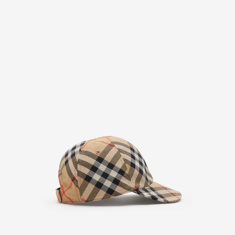 Burberry Gorra CheckPrecio 230 00 € 3-14 Años