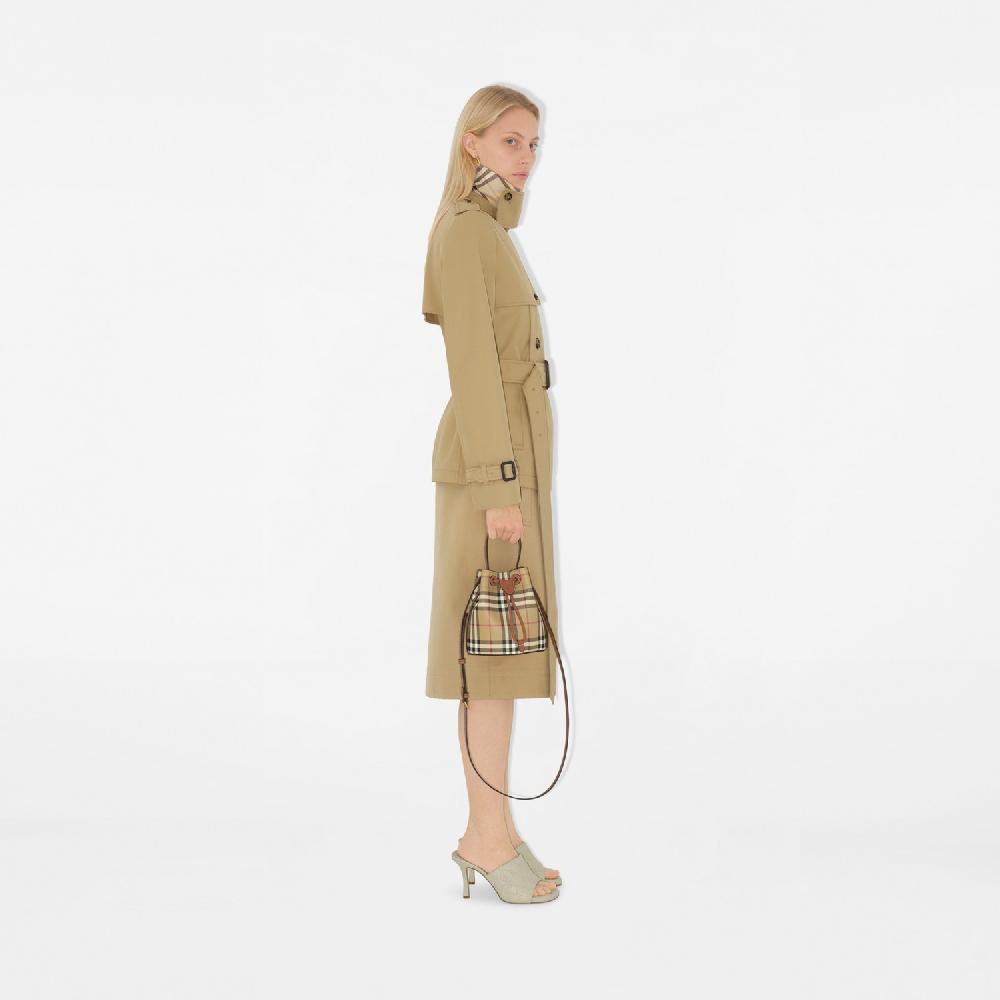 Burberry Minibolso Bombonera TBPrecio 1.150 00 €