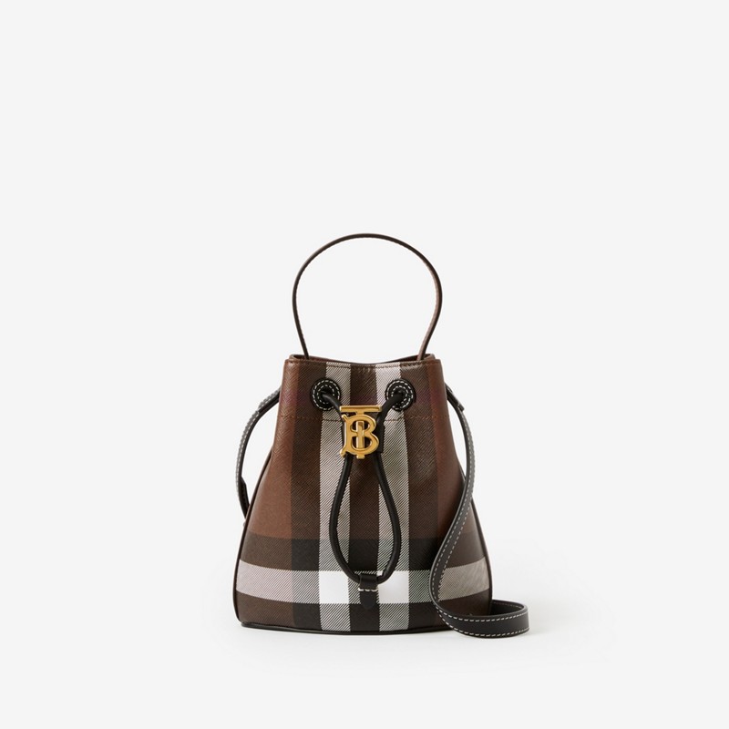 Burberry Minibolso bombonera TBPrecio 1.150 00 €