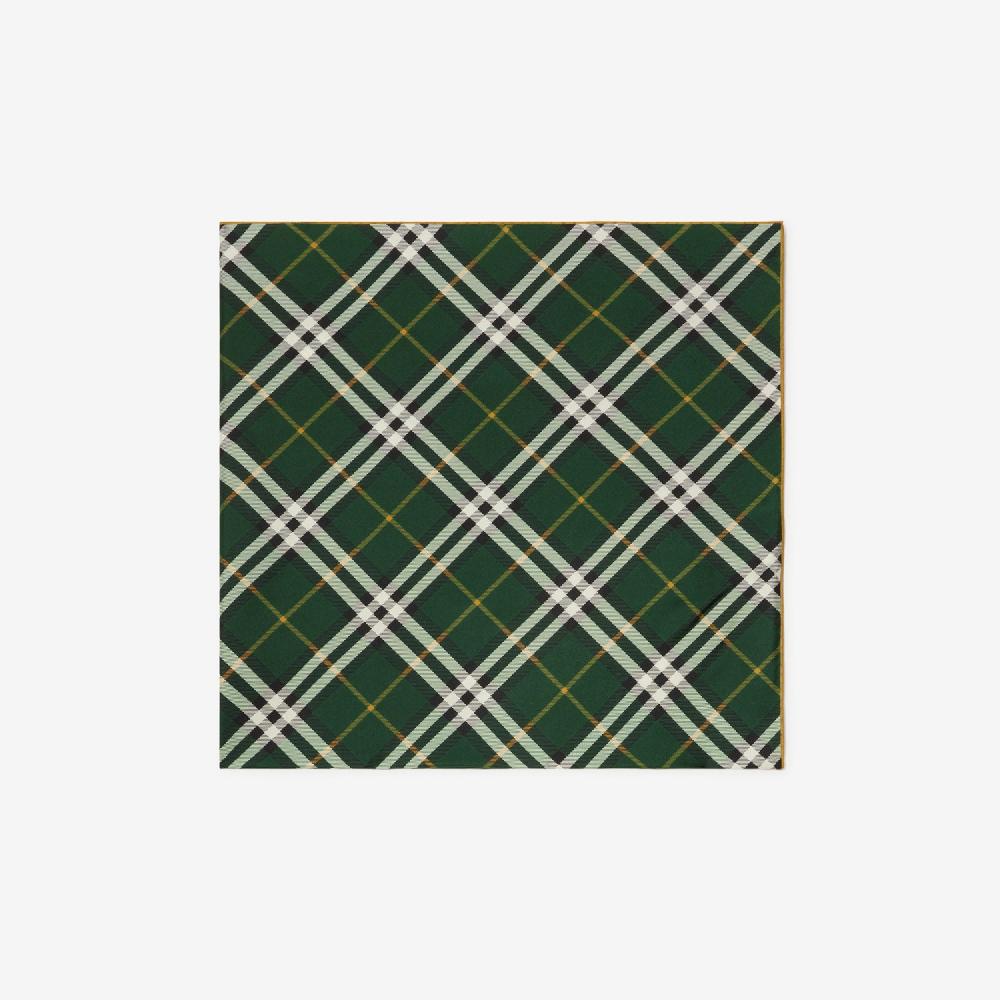 Burberry Pañuelo En Seda CheckPrecio 450 00 €