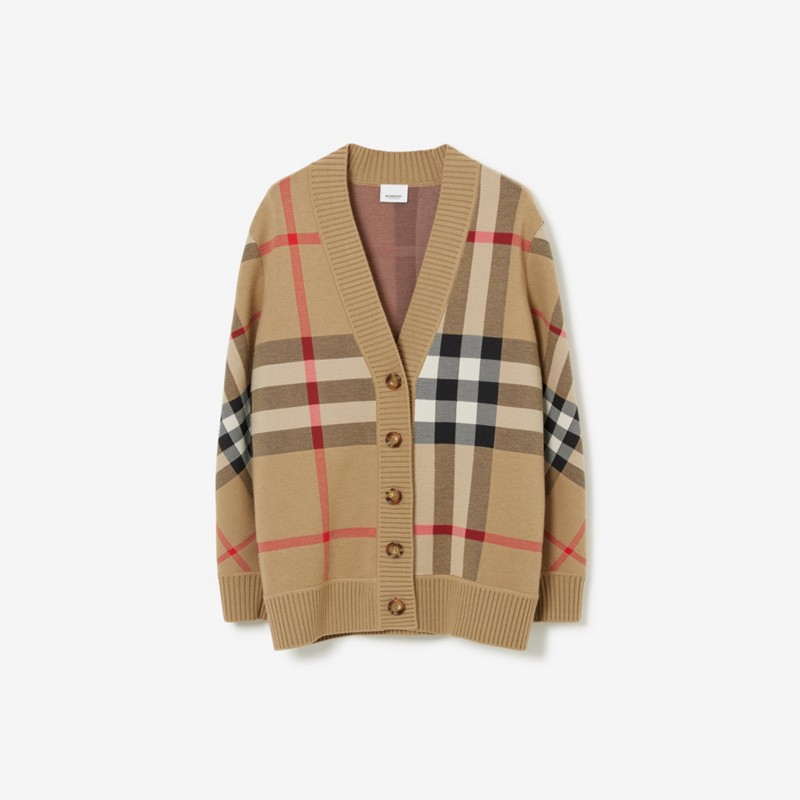 Burberry Cárdigan en mezcla de lana CheckPrecio 1.050 00 € Extragrande
