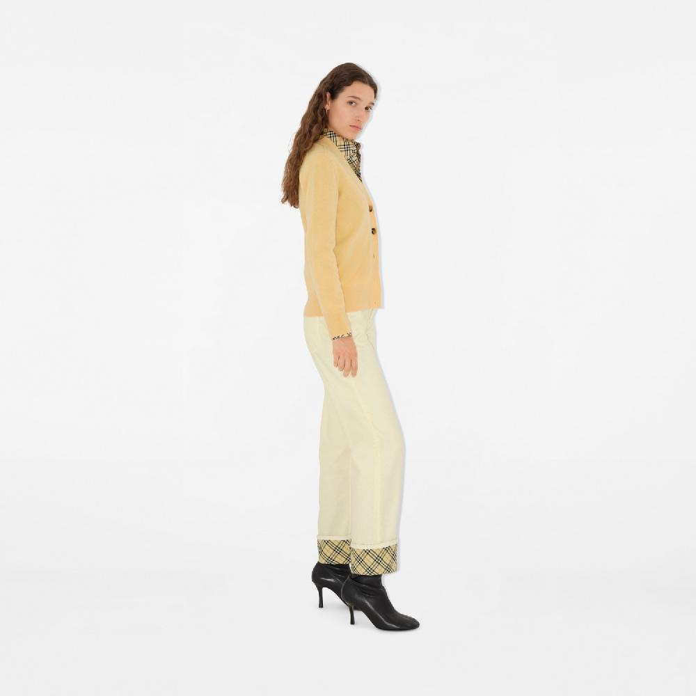 Burberry Cárdigan En Mezcla De Lana Con B ShieldPrecio 1.050 00 €