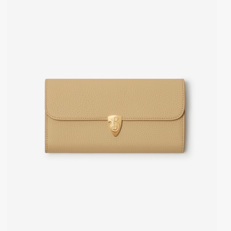 Burberry Cartera continental B ShieldPrecio 690 00 €