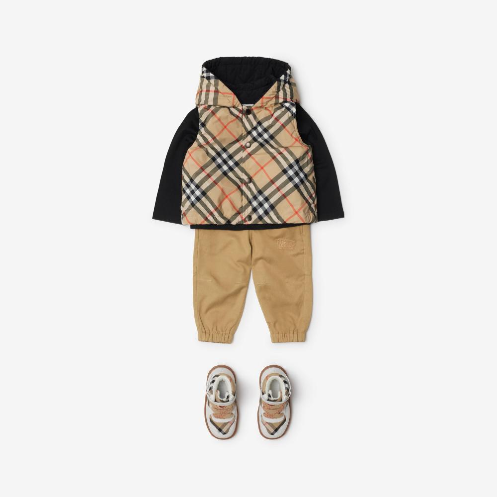 Burberry Chaleco Reversible CheckPrecio 450 00 € 6-24 Meses