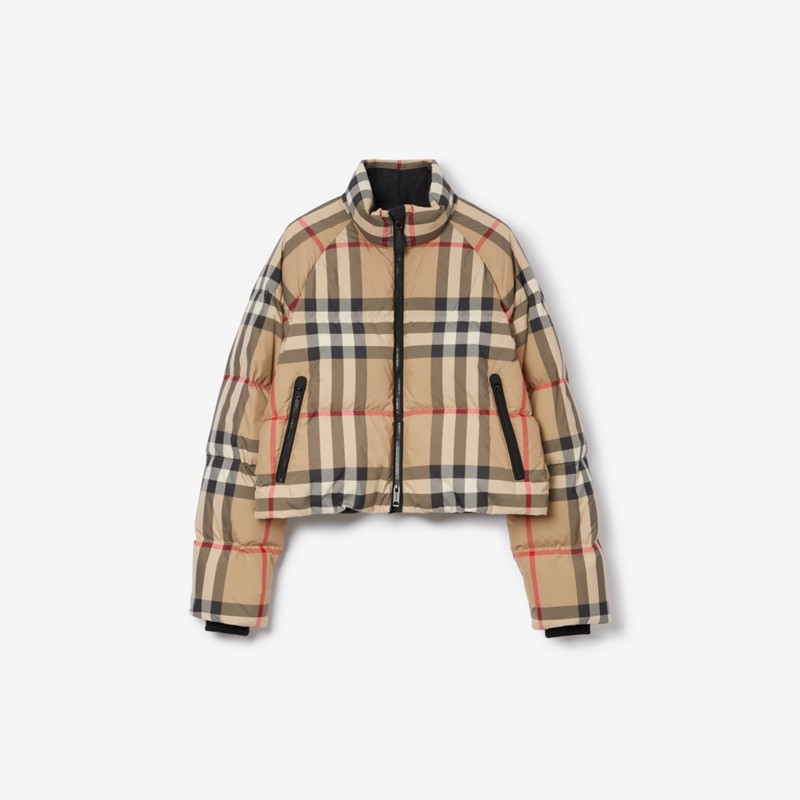 Burberry Chaqueta de plumas corta CheckPrecio 1.450 00 €