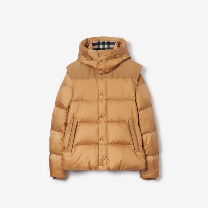 Burberry Chaqueta de plumas en nailon con mangas extraíblesPrecio 1.450 00 €