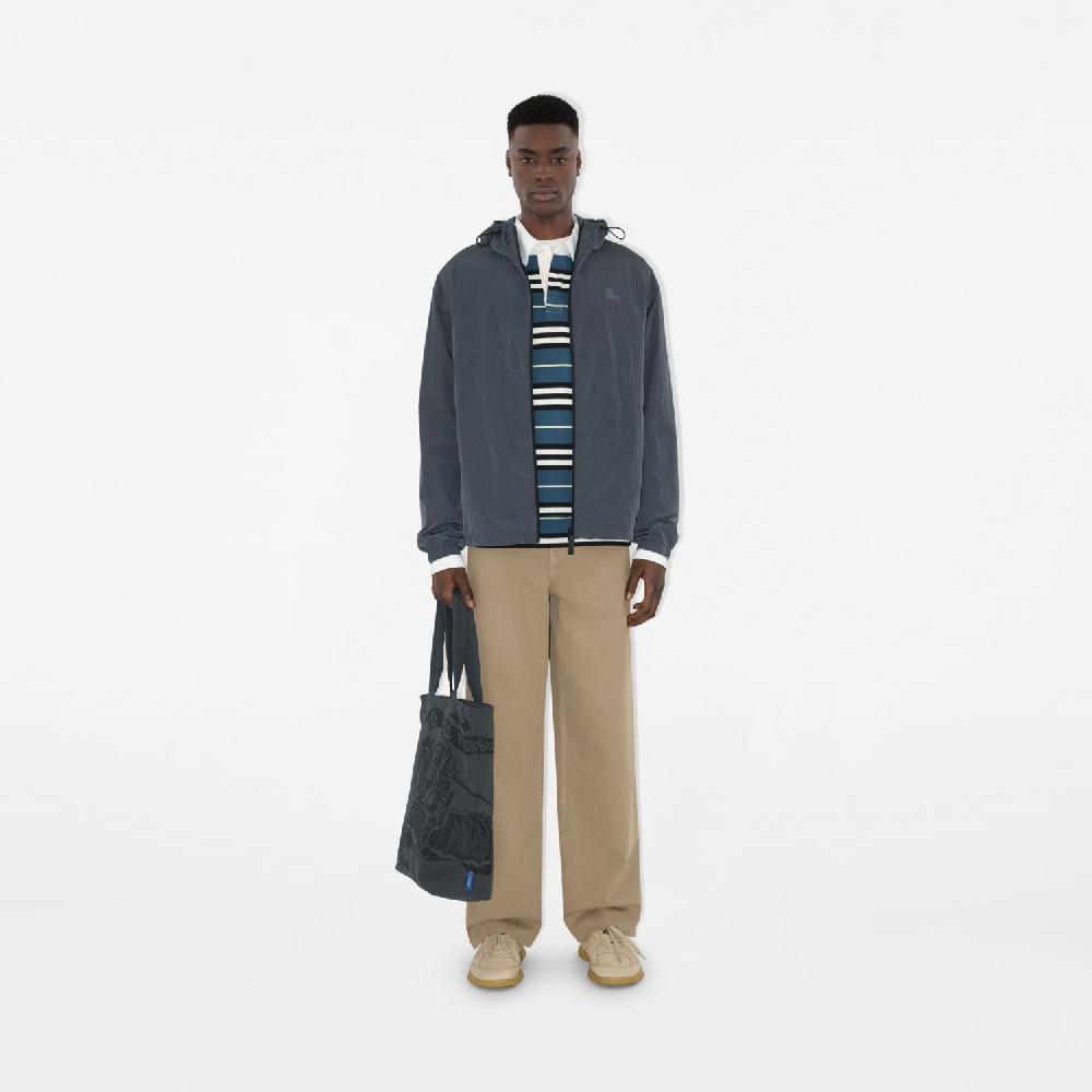 Burberry Chaqueta En Nailon Con EKDPrecio 1.450 00 € Novedades