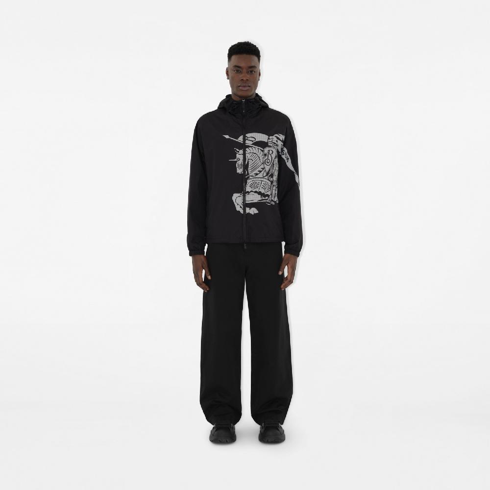 Burberry Chaqueta En Nailon Con EKDPrecio 1.790 00 €