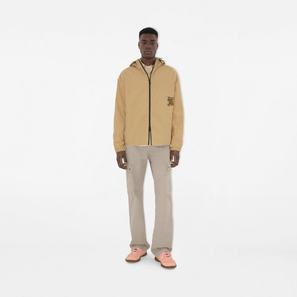 Burberry Chaqueta En Nailon Y AlgodónPrecio 1.250 00 € Novedades