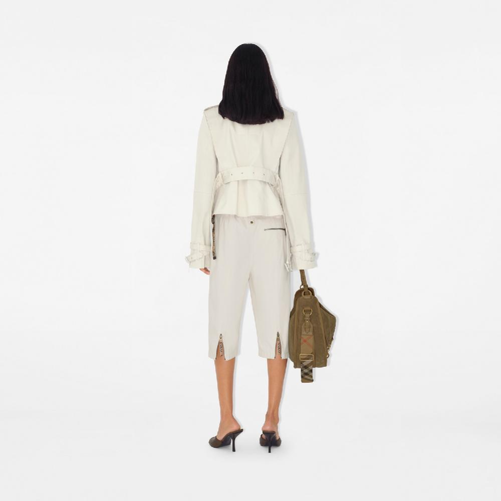 Burberry Chaqueta Estilo Trench Coat En Algodón EncoladoPrecio 2.390 00 € Novedades