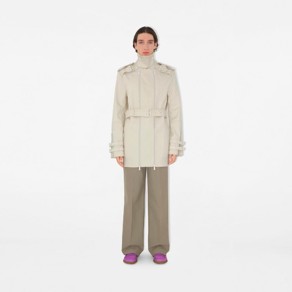 Burberry Chaqueta Estilo Trench Coat En Algodón EncoladoPrecio 2.590 00 € Pasarela