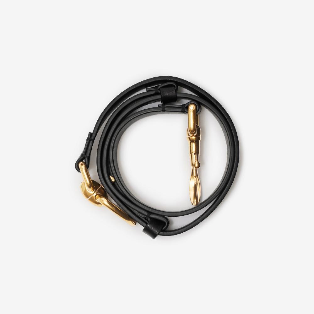 Burberry Cinturón Equestrian En PielPrecio 520 00 € Personalizable Con Iniciales