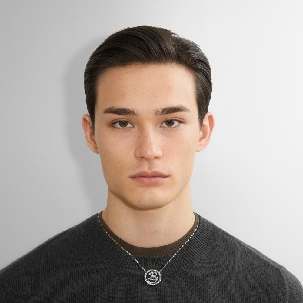 Burberry Collar Con Colgante De Letra B Estilo NáuticoPrecio 320 00 € Novedades