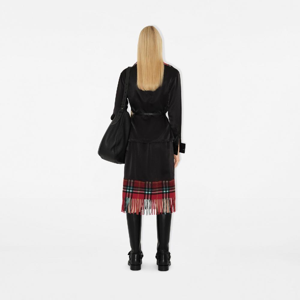 Burberry Falda En Raso Con Bajo Check Estilo BufandaPrecio 1.850 00 € Pasarela