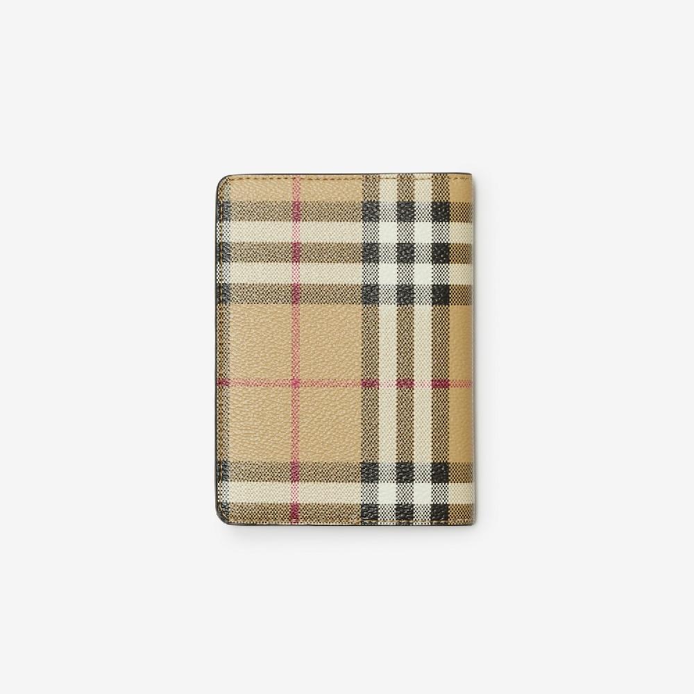 Burberry Funda Para Pasaporte CheckPrecio 290 00 € Personalizable Con Iniciales