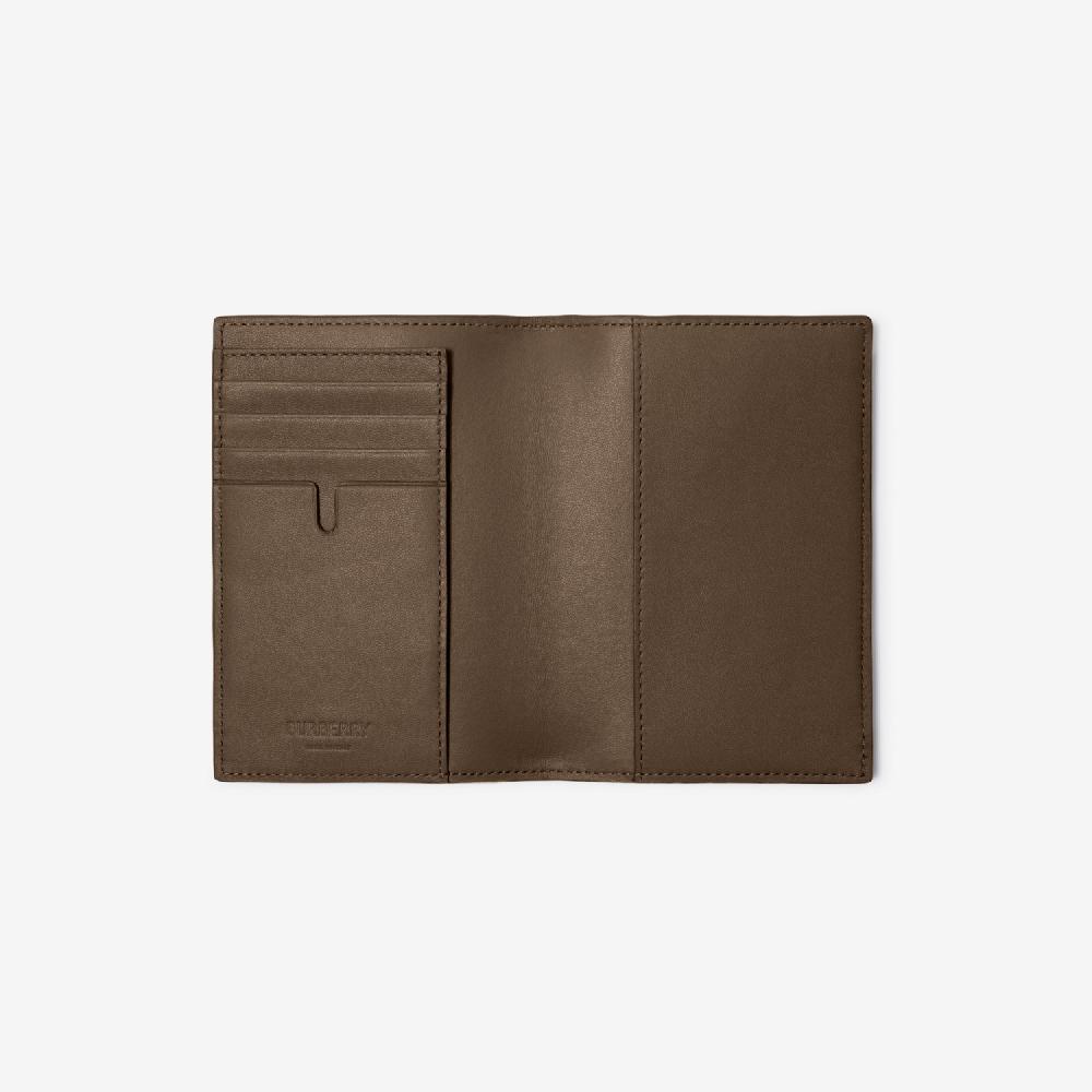 Burberry Funda Para Pasaporte CheckPrecio 290 00 € Personalizable Con Iniciales