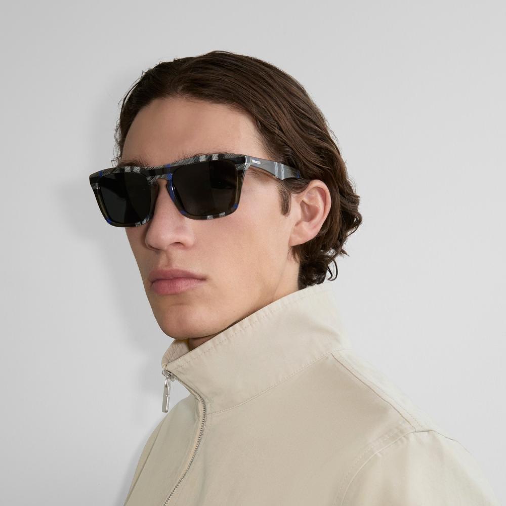 Burberry Gafas De Sol Code Con Montura CuadradaPrecio 220 00 €