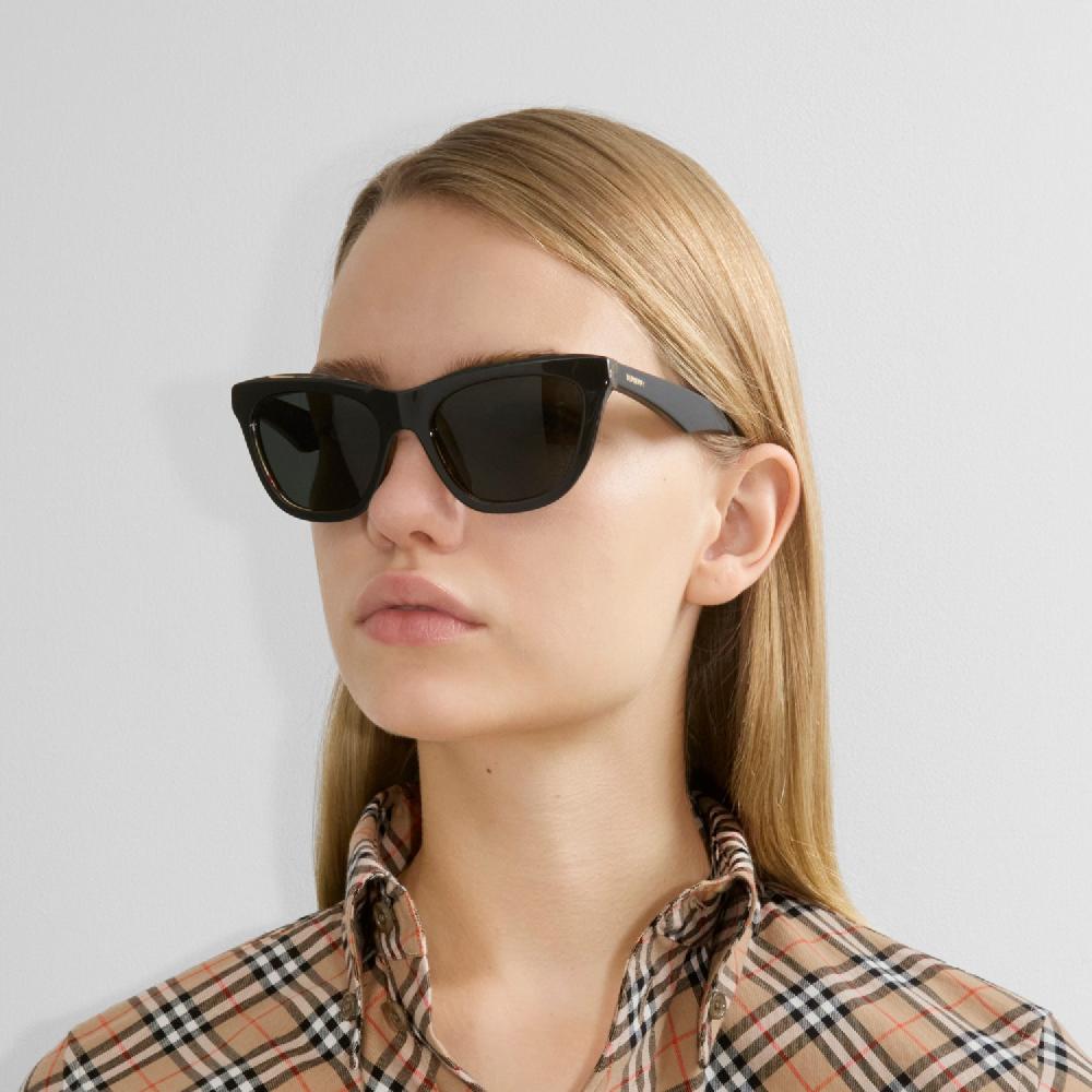 Burberry Gafas De Sol Code Con Montura De Ojo De GatoPrecio 220 00 €