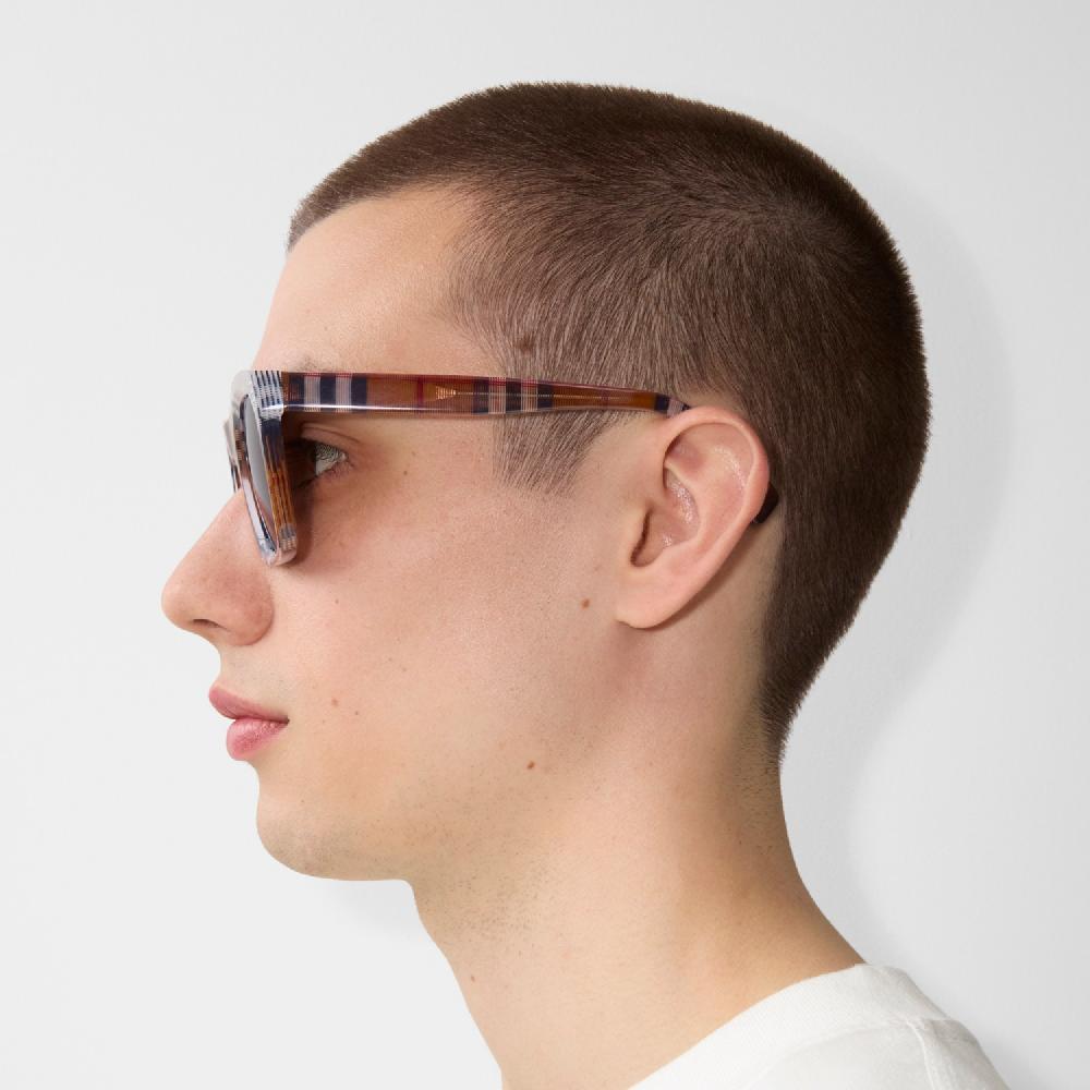 Burberry Gafas De Sol Con Montura Cuadrada CheckPrecio 210 00 € Disponibilidad Limitada