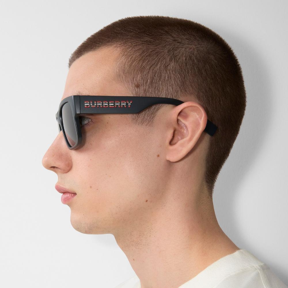 Burberry Gafas De Sol Con Montura Cuadrada Y LogotipoPrecio 230 00 €