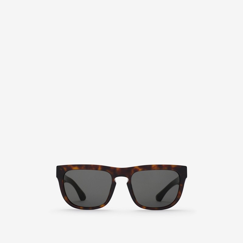 Burberry Gafas de sol con montura cuadradaPrecio 210 00 € Personalizable con iniciales