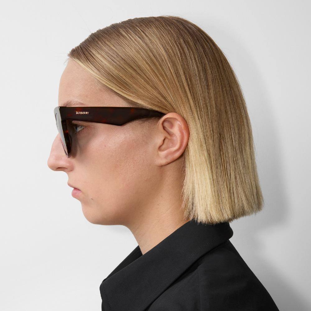 Burberry Gafas De Sol Con Montura RedondaPrecio 210 00 € Personalizable Con Iniciales