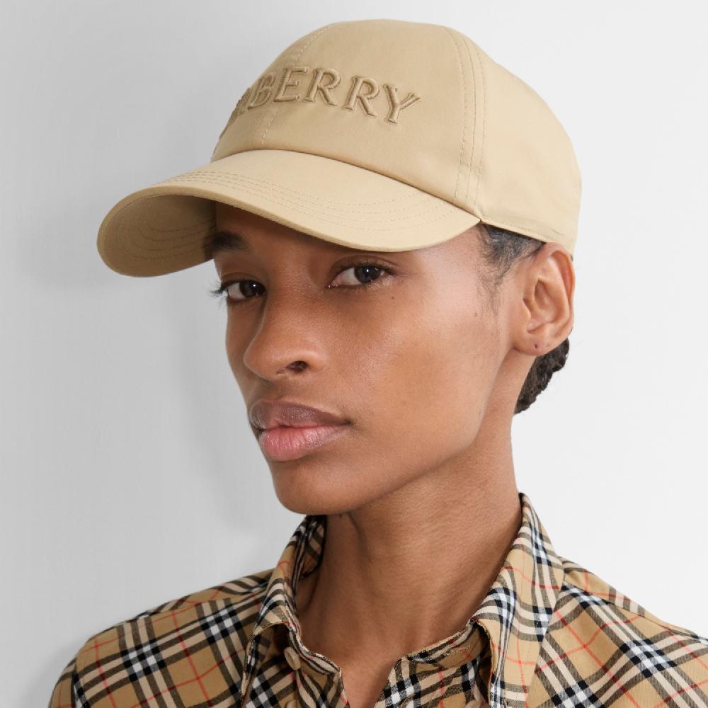 Burberry Gorra En Gabardina Con LogotipoPrecio 320 00 € Novedades