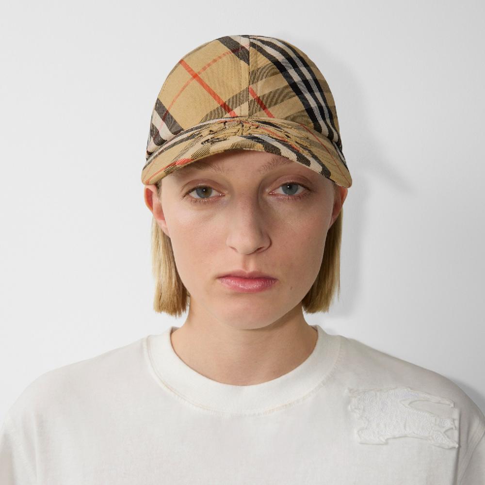Burberry Gorra En Mezcla De Algodón Check Con EKDPrecio 320 00 €