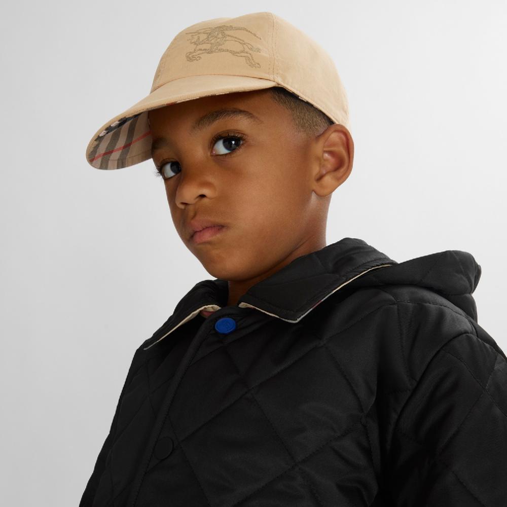 Burberry Gorra Reversible En AlgodónPrecio 230 00 € 4-14 Años