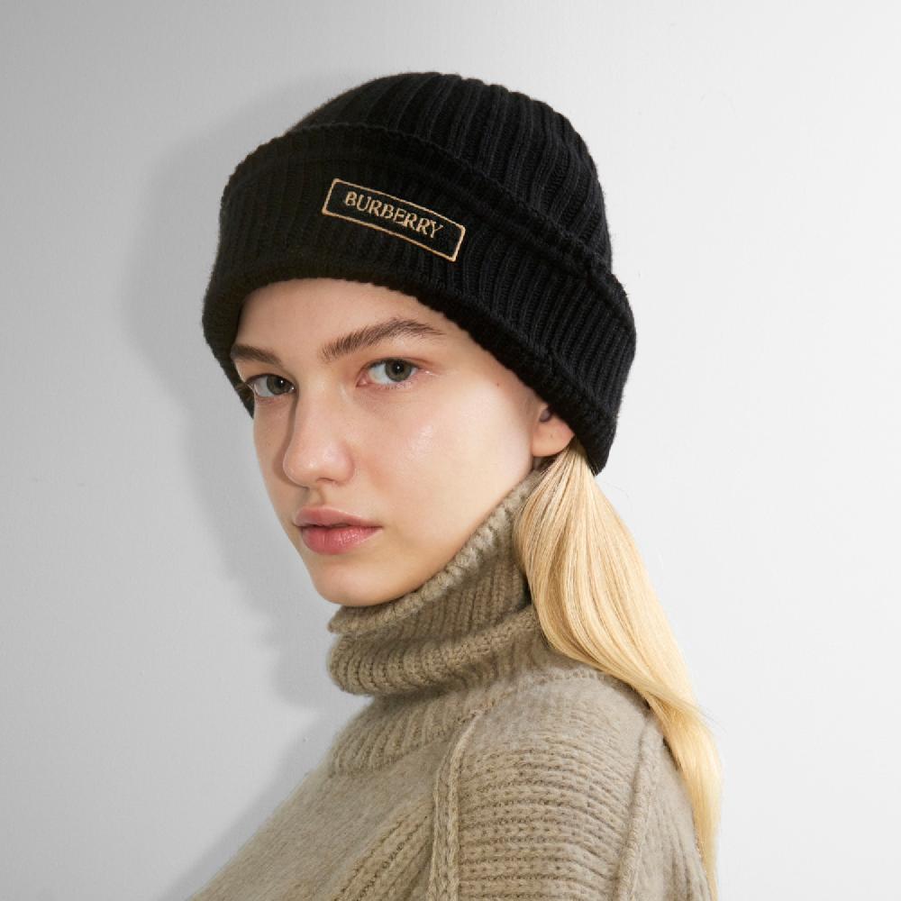 Burberry Gorro En Lana Con LogotipoPrecio 250 00 €