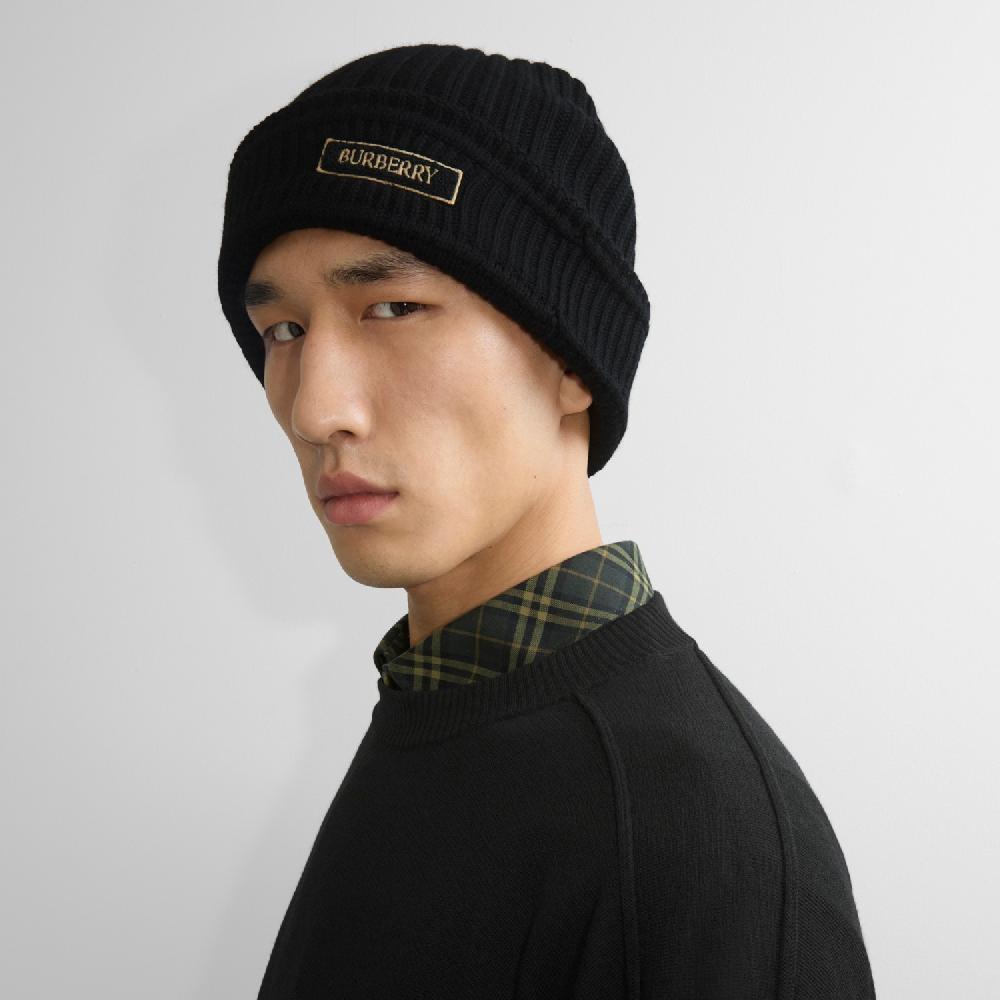 Burberry Gorro En Lana Con LogotipoPrecio 250 00 €