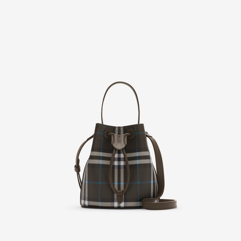 Burberry Minibolso bombonera CheckPrecio 1.150 00 € Novedades