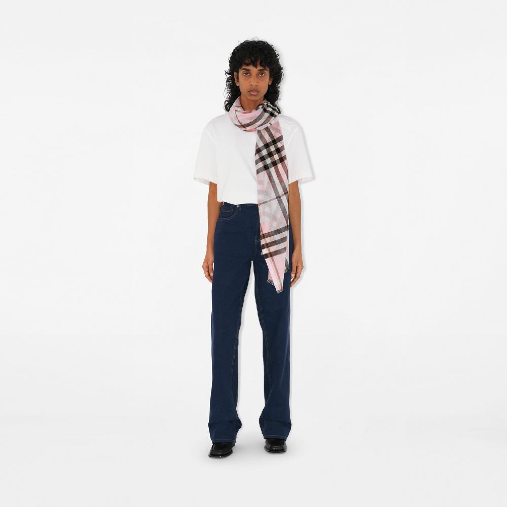 Burberry Pañuelo En Lana Y Seda CheckPrecio 390 00 €