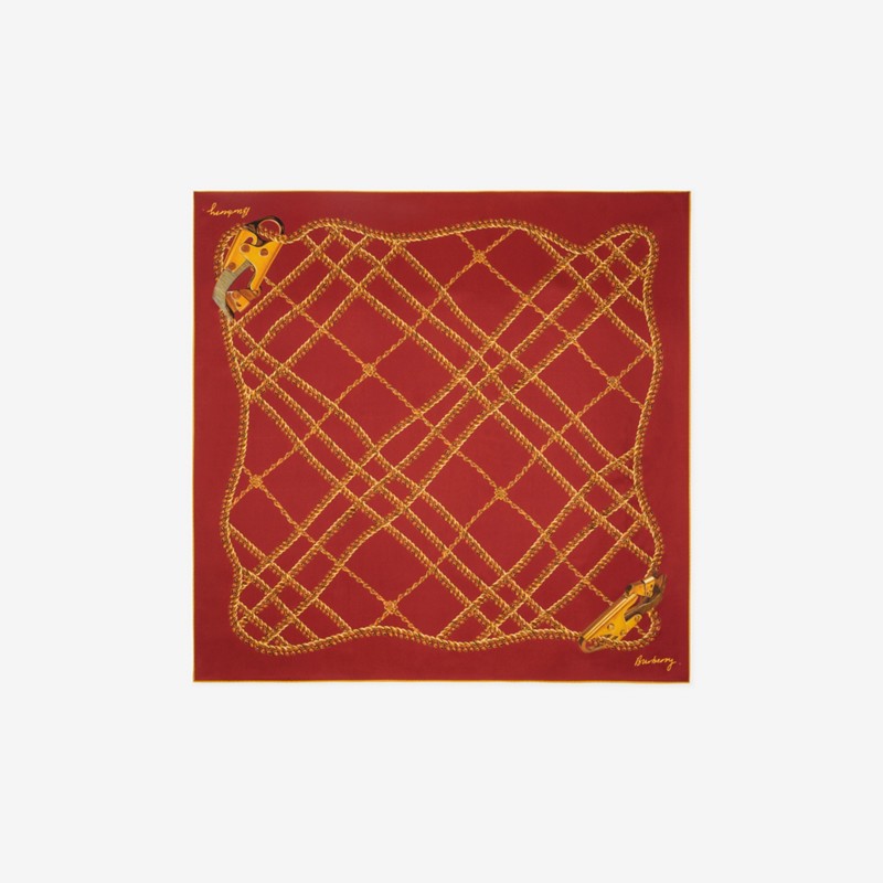 Burberry Pañuelo en seda con cuadros y cadenasPrecio 450 00 €