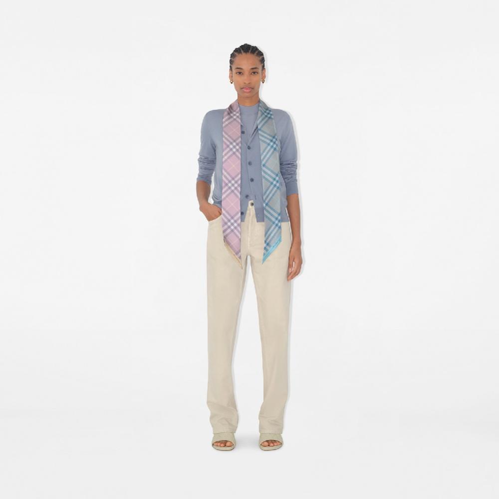 Burberry Pañuelo Estrecho En Seda Con Motivos Check ContrastantesPrecio 190 00 € Novedades