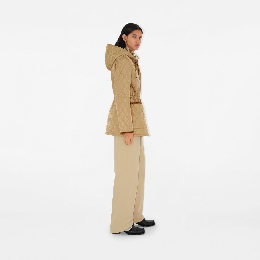 Burberry Parka En Nailon AcolchadoPrecio 1.350 00 €