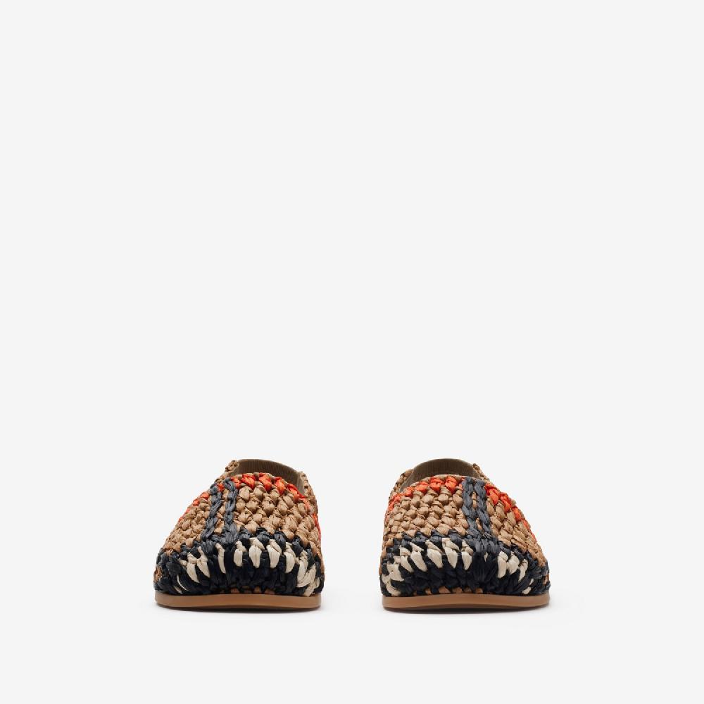 Burberry Sandalias En RafiaPrecio 520 00 € 4-14 Años