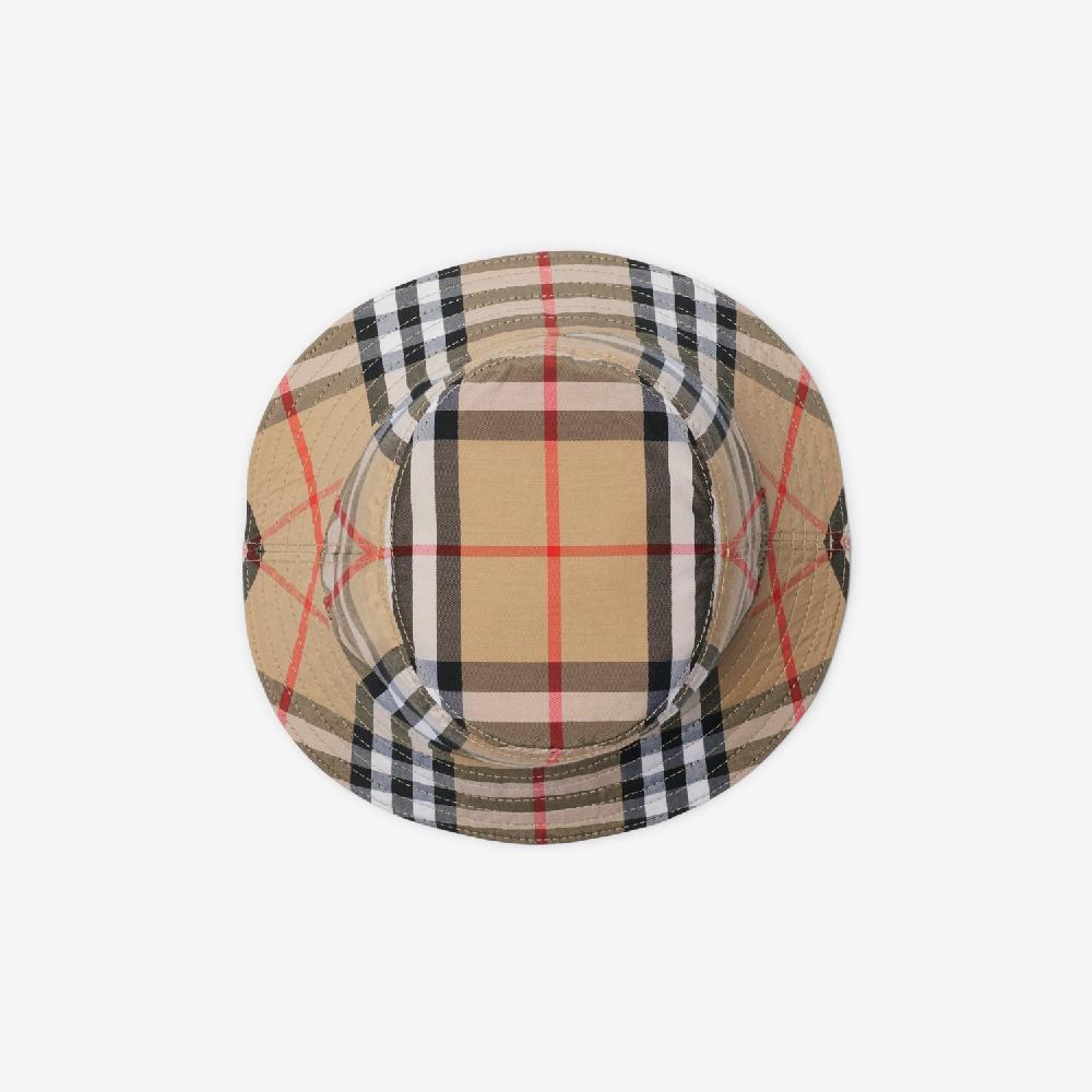 Burberry Sombrero De Pesca Reversible En AlgodónPrecio 220 00 € 6-36 Meses