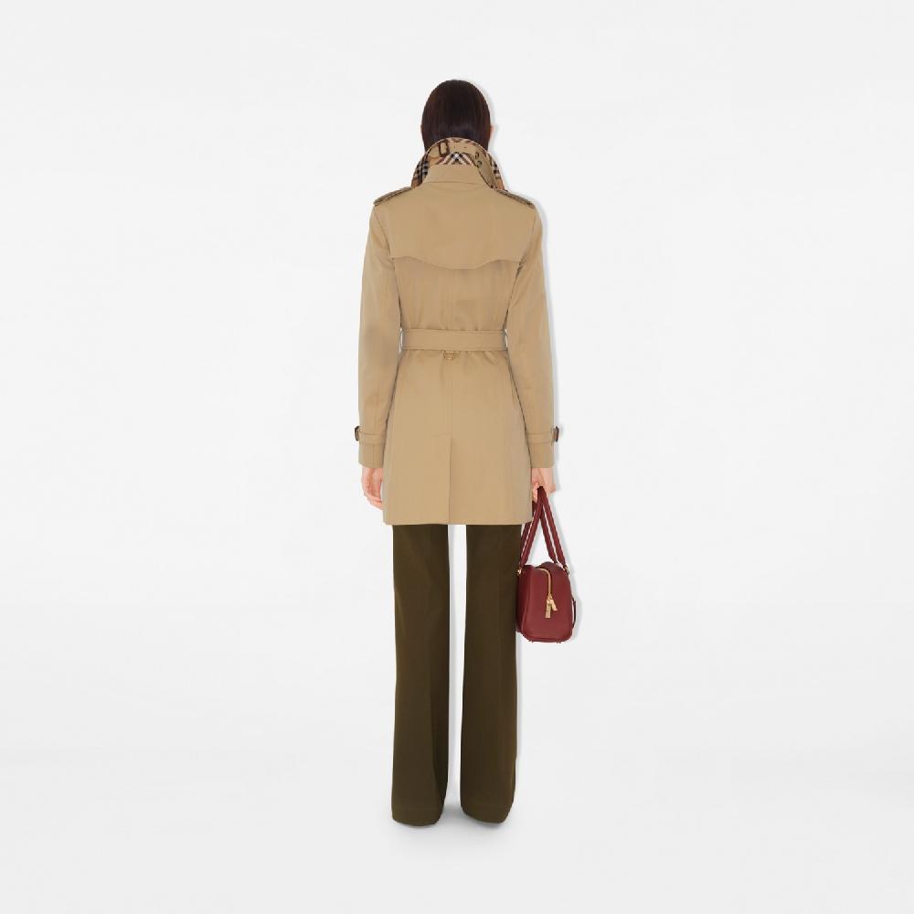 Burberry Trench Coat Heritage Chelsea CortoPrecio 2.150 00 € Entallado