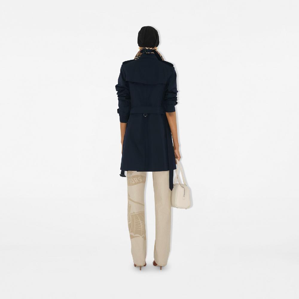 Burberry Trench Coat Heritage Chelsea CortoPrecio 2.150 00 € Entallado